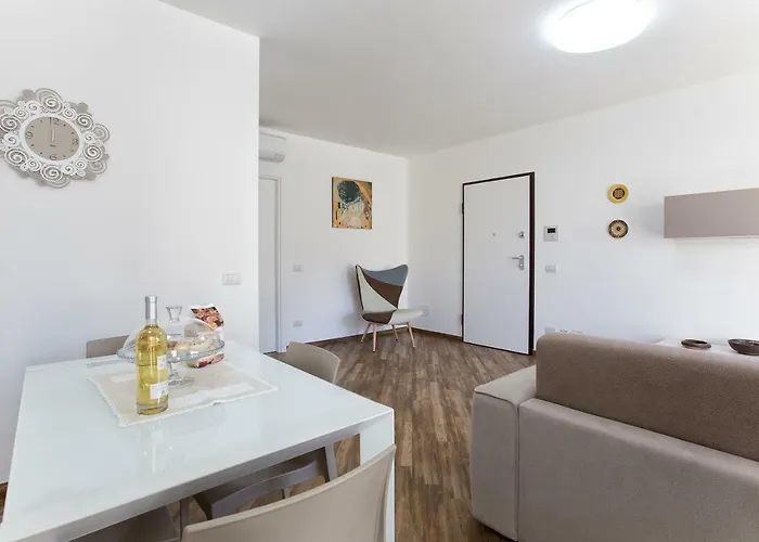 Apartman House Garden E Sky *